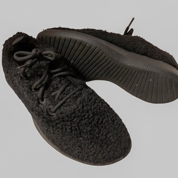 Allbirds Wool Dasher Fluffs Sneakers Black Size 11 - Picture 8 of 8
